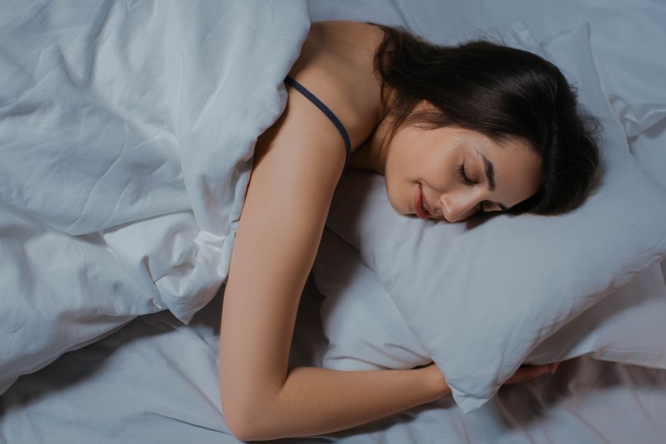 Spánek a menopauza: jak pohyb pomáhá vrátit klidné noci